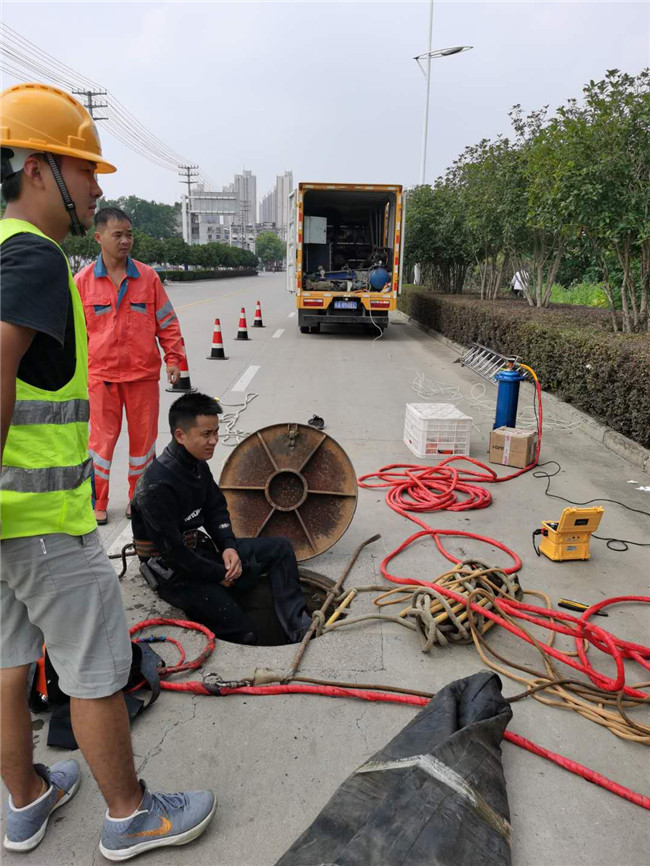 安丘翻衬法管道修复技术主要工序